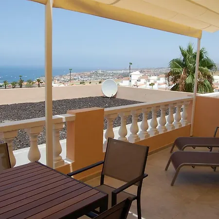 Paradise Court Americas Wifi Pool 57